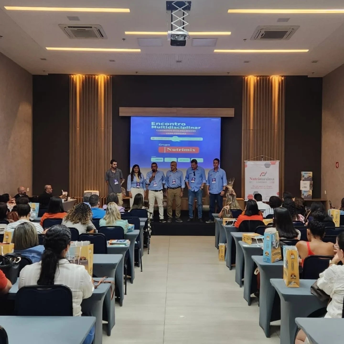 Evento e apresentação da equipe Grupo Nutrimix
